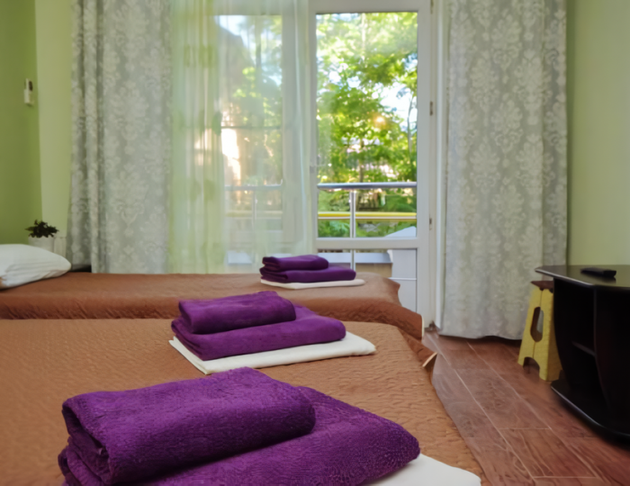 4-местная комната комфорт с балконом - Гостевой дом «Александрос» Геленджик