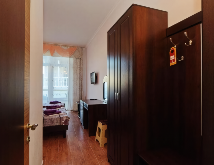 4-местная комната комфорт с балконом - Гостевой дом «Александрос» Геленджик