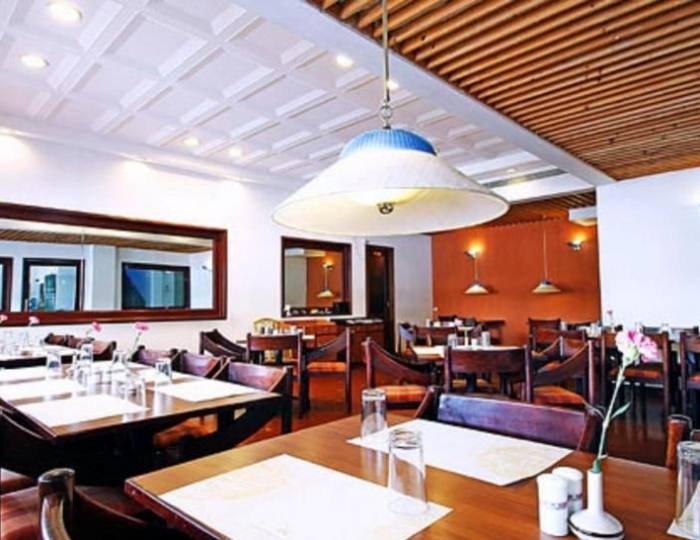 Abad Metro Hotel 2 звезды, Кочин, Индия