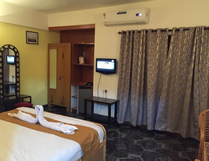 The Verda Express 2 звезды, пляж Морджим, Индия