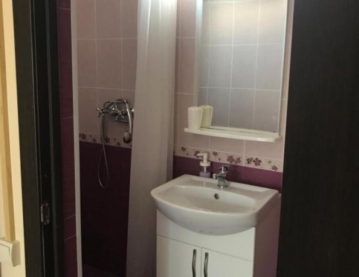 Номер стандарт с 1 двуспальной кроватью - Мини-отель «Семь гор» Сухум Номер стандарт с 1 двуспальной кроватью - Мини-отель «Семь гор» Сухум