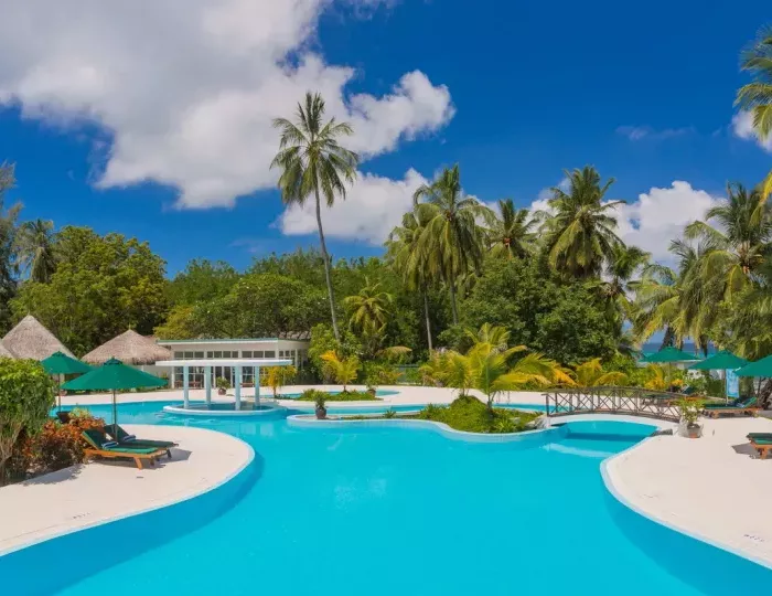 Equator Village 3 звезды, атолл Адду, Мальдивы