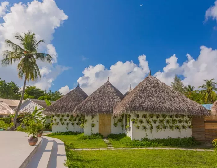 Equator Village 3 звезды, атолл Адду, Мальдивы