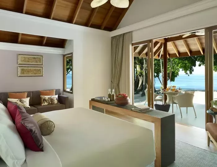Dusit Thani Maldives 5 звезд, атолл Баа, Мальдивы