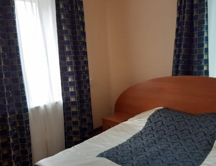 СТАНДАРТНЫЙ 3-МЕСТНЫЙ 2-КОМНАТНЫЙ СЕМЕЙНЫЙ (КОРПУС 1,2) - Санаторий «Нарочь»