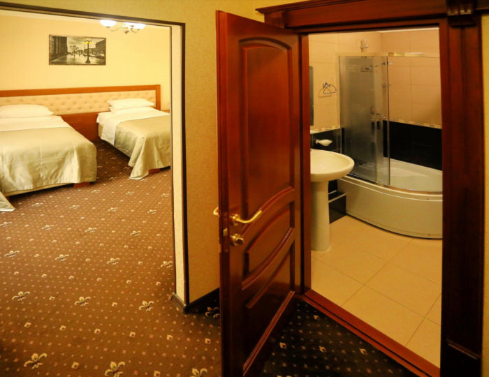 Номер эконом стандарт с 2 односпальными кроватями - Гостиница «Ритск» Евпатория