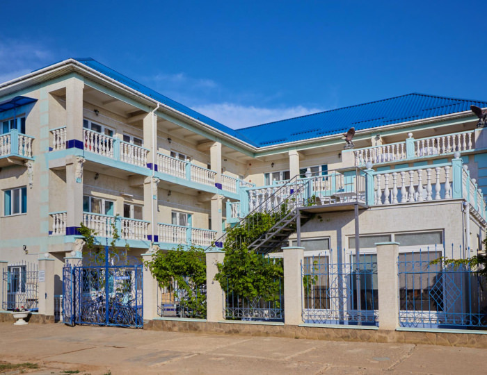 Гостиница «Ультрамарин» Заозерное пгт