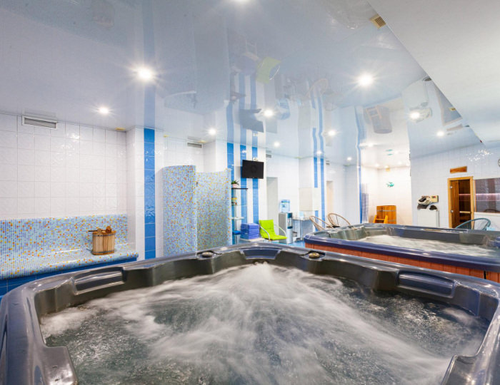 Джакузи - Загородный клуб «Медвежьи Озера»