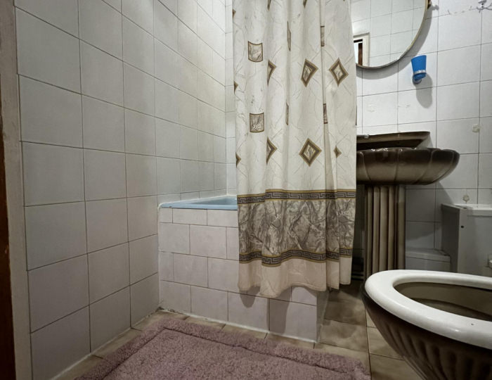 2-комнатный номер стандарт семейный с 2 односпальными кроватями - Загородный отель «Снежинка» Домбай