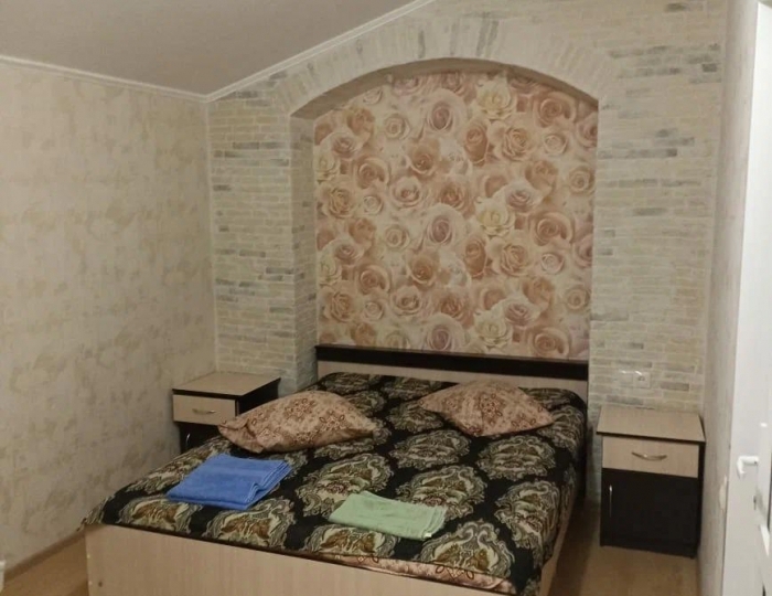 Комната стандарт с 1 двуспальной кроватью - Гостевой дом «На Киевской 27» Геленджик
