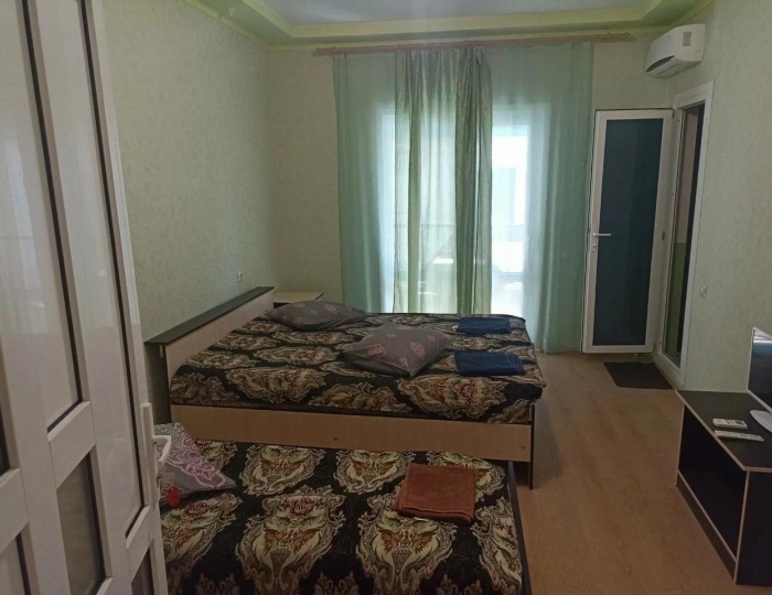 3-местная комната стандарт с балконом - Гостевой дом «На Киевской 27» Геленджик