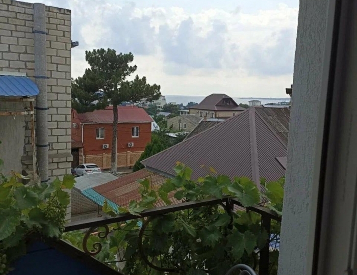 3-местная комната стандарт с балконом - Гостевой дом «На Киевской 27» Геленджик