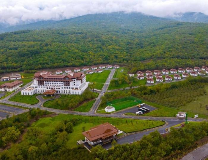 Гостиница Shabran Wellbeing Resort / Шабран Вилбинг Резорт Пирабадил