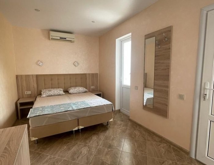 Комфорт Комфорт 2-местный с индивидуальным балконом - Гостевой дом «У Марты» Геленджик