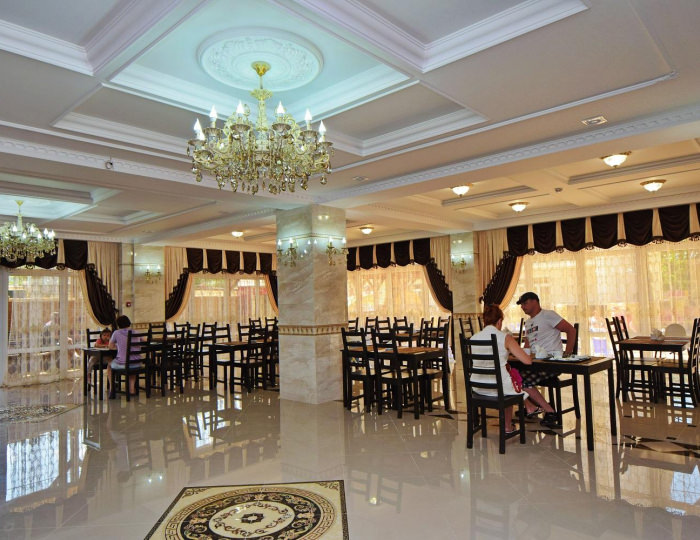 Рестораны и бары - Гостевой дом «Кастро» Кабардинка