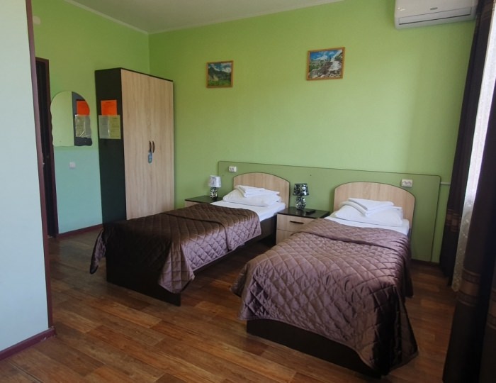 Стандартный 2-местный  (№2,7) - Гостиница Hotel ЮГ / ЮГ Шушенское