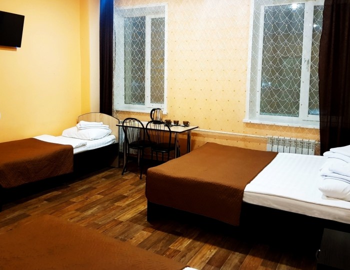 Стандартный 4-местный (№4,9,10) - Гостиница Hotel ЮГ / ЮГ Шушенское