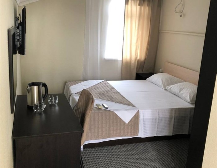 Номер 4-местный с террасой на верхнем этаже - Отель «Приморский» Геленджик