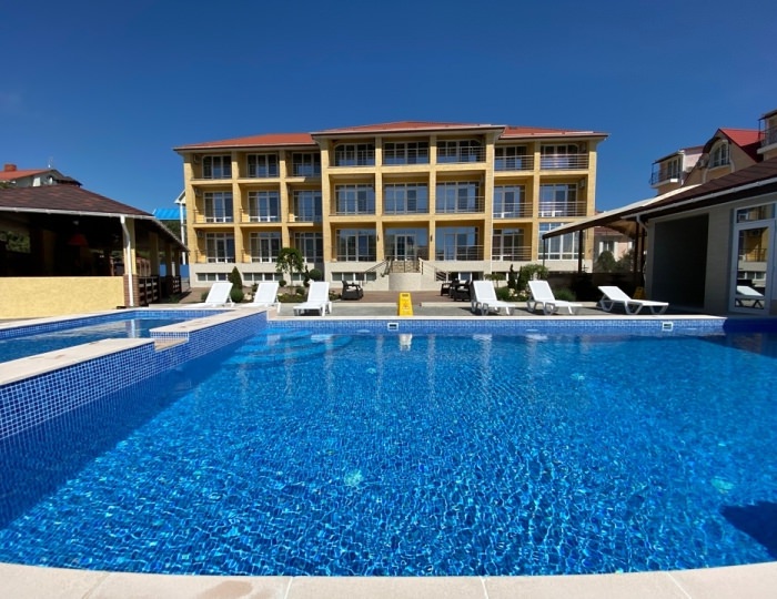 Отель «Золотой лев» Песчаное