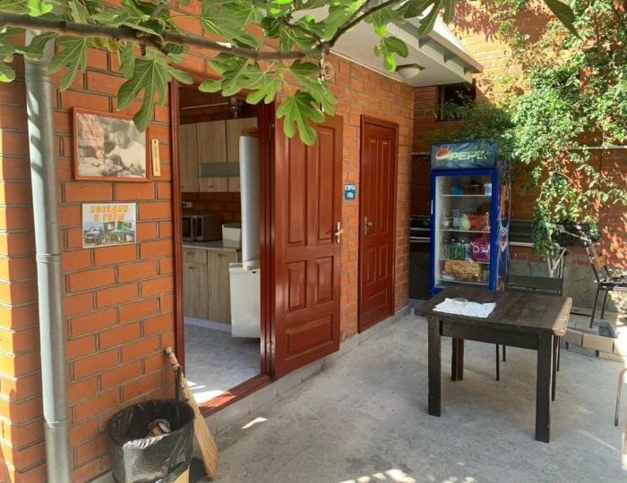 Гостевой дом «Толстого 37» Геленджик