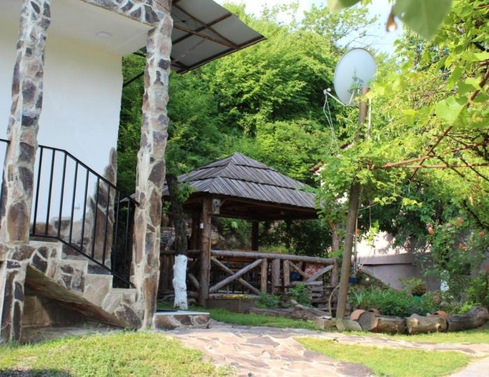 Гостиница Nikalas House / Никалас Хаус Боржоми