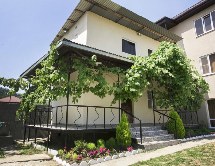 Гостевой дом «Домик счастья» Сухум