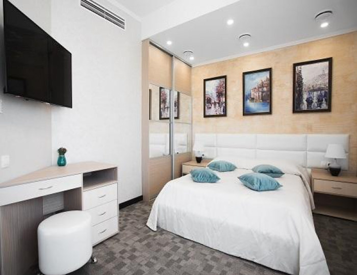 Номер полулюкс (с завтраком) - Гостиница «Айсберг Премиум» Старый Оскол