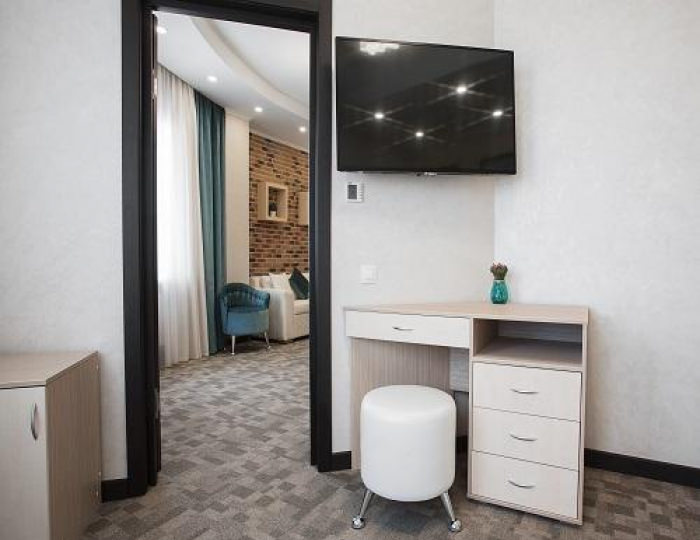 Номер полулюкс (с завтраком) - Гостиница «Айсберг Премиум» Старый Оскол