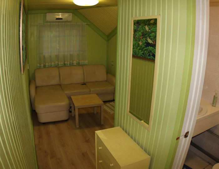 4-местный 2-комнатный номер полулюкс семейный с 2 двуспальными кроватями - Отель «Баден-Баден» Архипо-Осиповка