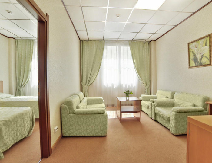 Номер люкс с 2 односпальными кроватями (с завтраком) - Гостиница «Стойлянка» Старый Оскол