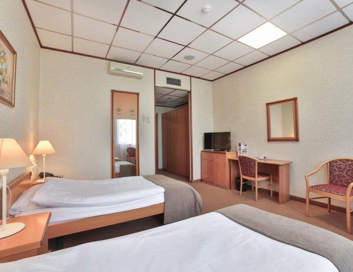 Номер стандарт с 2 односпальными кроватями (с завтраком) - Гостиница «Стойлянка» Старый Оскол