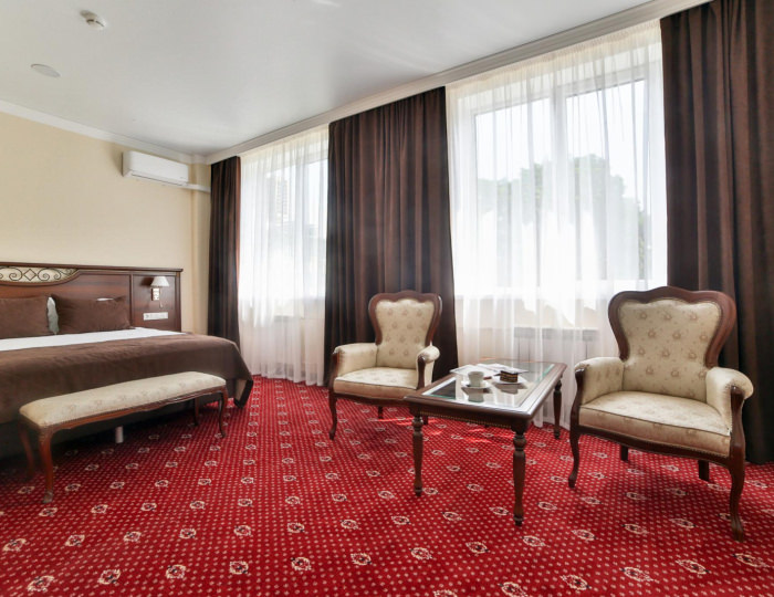 Представительский Люкс (с завтраком) - Гостиница «Стойлянка» Старый Оскол