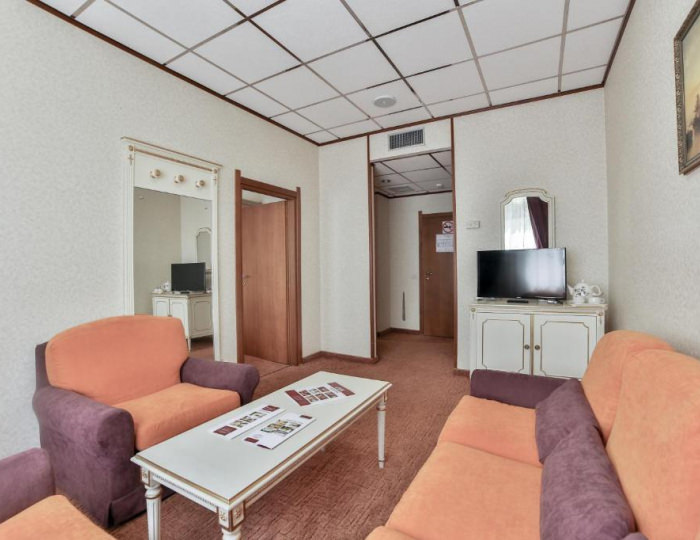 Номер люкс президентский (с завтраком) - Гостиница «Стойлянка» Старый Оскол