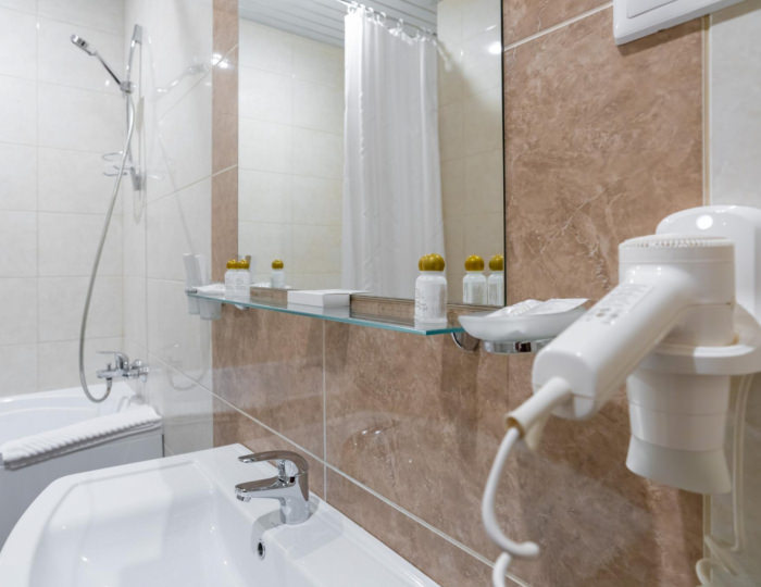 1-комнатный номер полулюкс (с завтраком) - Гостиница «Гранд Отель Старый Оскол»