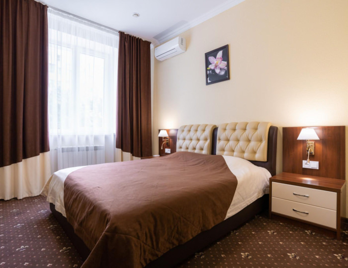 Номер стандарт с 1 двуспальной кроватью (с завтраком) - Гостиница «Гранд Отель Старый Оскол»