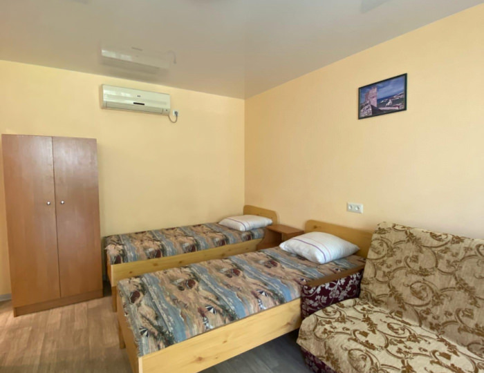 3-местный номер комфорт улучшенный - Гостевой дом «У Сергея» Береговое