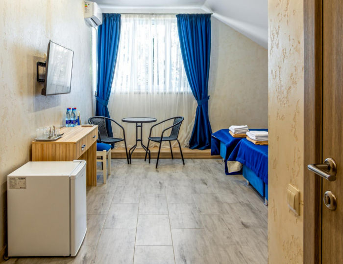 Трехместный номер Deluxe c кроватью размера "King Size" и видом на море - Отель GemstButikHotel / ГемстБутикОтель Геленджик