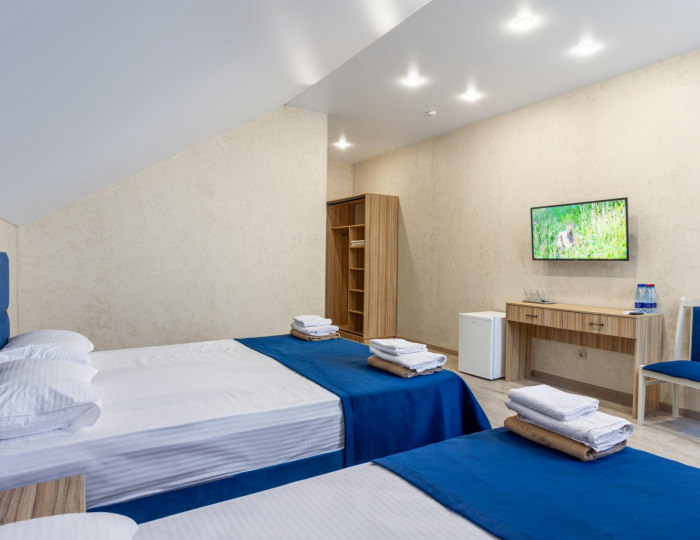 Трехместный номер Deluxe c кроватью размера "King Size" и видом на море - Отель GemstButikHotel / ГемстБутикОтель Геленджик