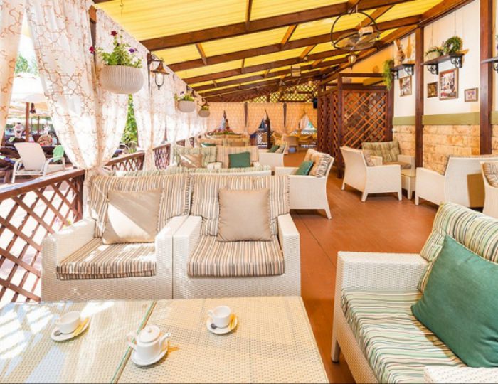 Снек-бар Bon appetit - Отель Resort & Spa Doville 5* / СПА отель Довиль 5*