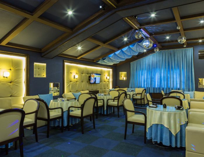 Disco bar - Отель Resort & Spa Doville 5* / СПА отель Довиль 5*