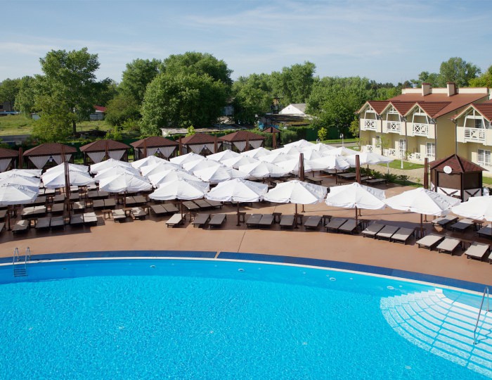 Комплекс бассейнов - Отель Resort & Spa Doville 5* / СПА отель Довиль 5*