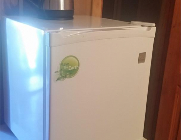 3-местный номер эконом в корпусе 2 (мансарда) - База отдыха «Протва» Воскресенки