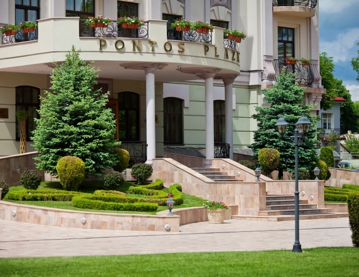 Отель Pontos Plaza / Понтос Плаза