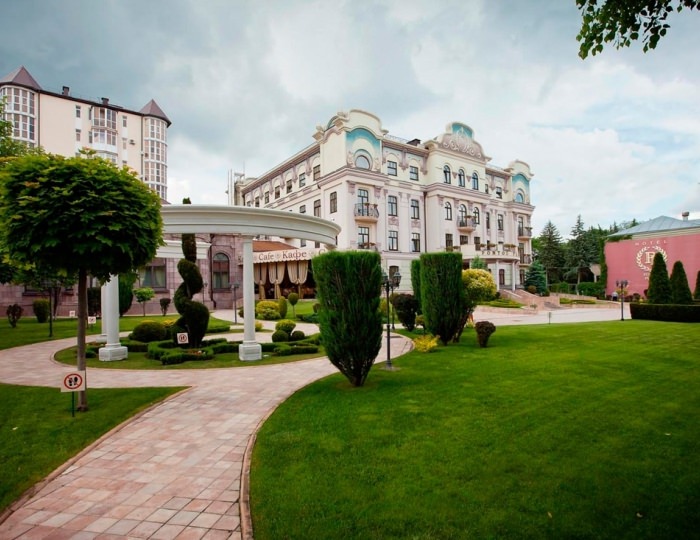 Отель Pontos Plaza / Понтос Плаза