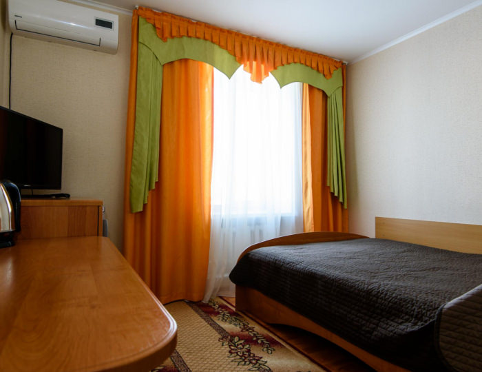 Номер стандарт эконом с 1 двуспальной кроватью (с завтраком) - Гостиница «Баваренок» Белокуриха