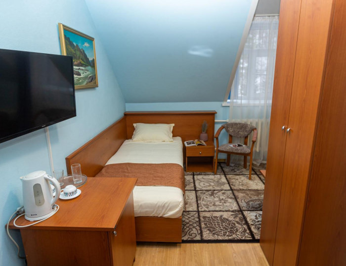 Номер стандарт с 2 односпальными кроватями №202, 302, 304 - Пансионат «Старые друзья» Белокуриха