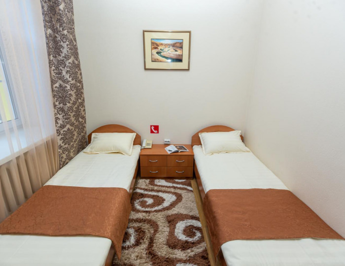 2-комнатный номер стандарт семейный (с завтраком) - Пансионат «Старые друзья» Белокуриха