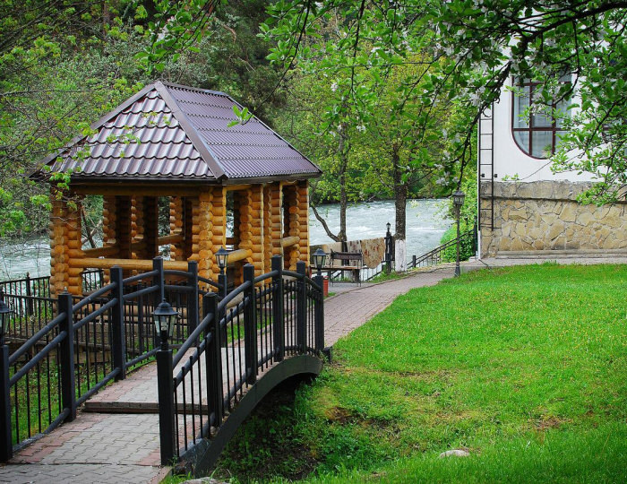 Пансионат «Красная скала» Архыз