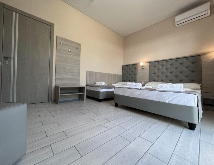 3-местный номер улучшенный 1 этаж - Отель Moon / Мун Геленджик