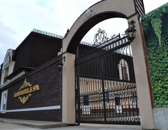 Grand Hotel Майкоп / Гранд отель Майкоп